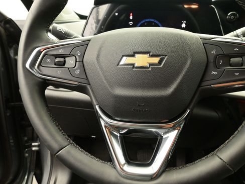 New 2026 Chevrolet Trax LT w/ Driver Confidence Package FWD image 22