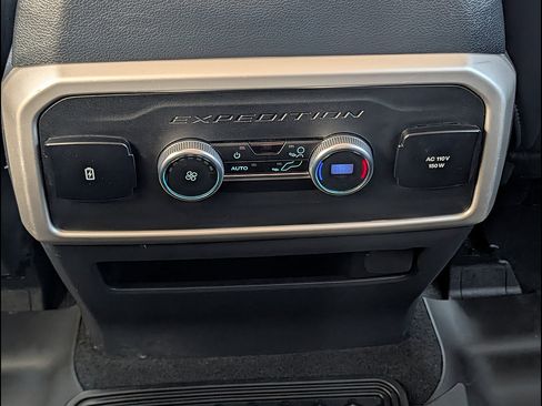 Certified 2024 Ford Expedition Max XLT AWD/4WD image 34