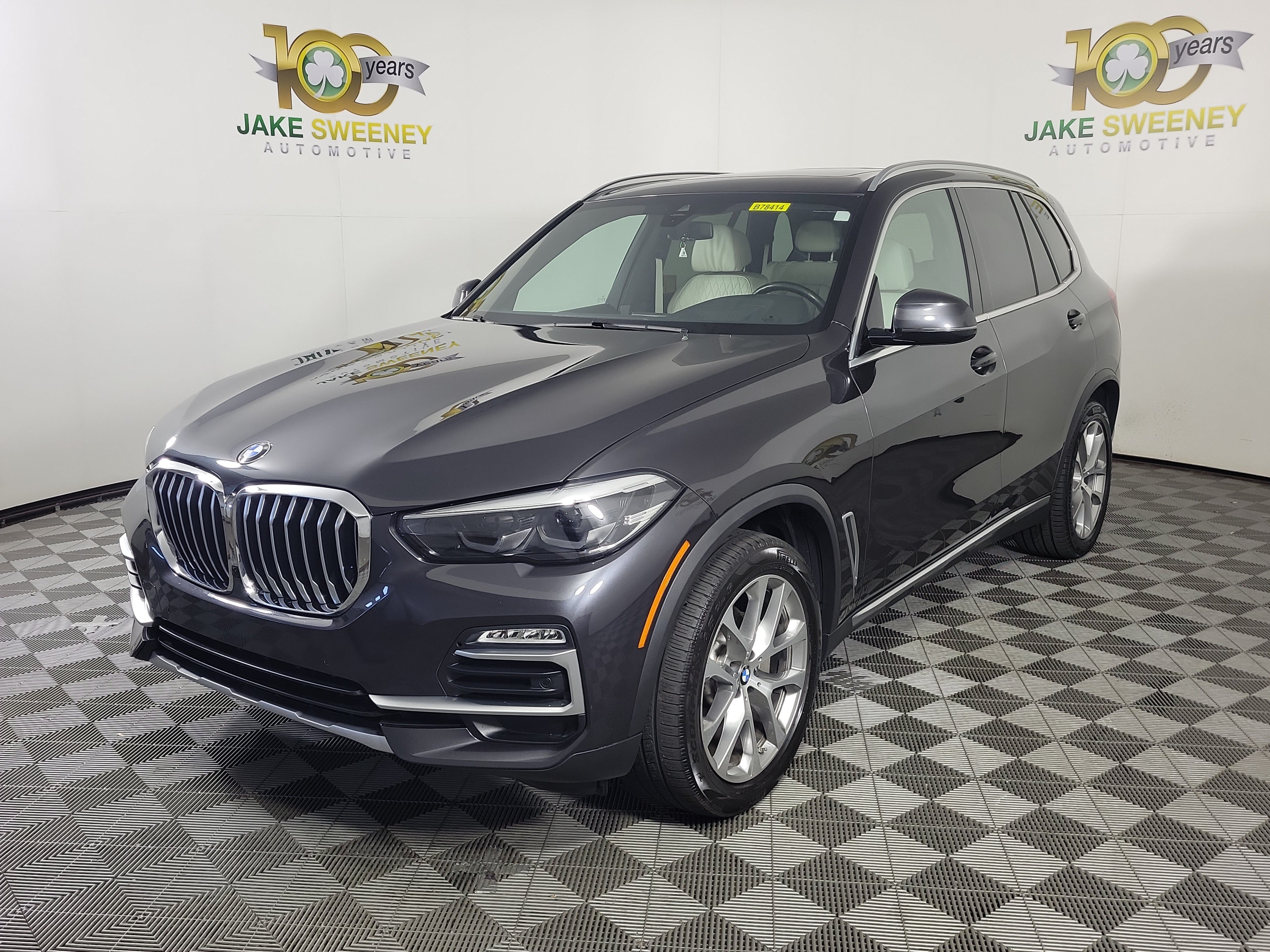 Used 2020 BMW X5 xDrive40i w/ Premium Package AWD/4WD image 3