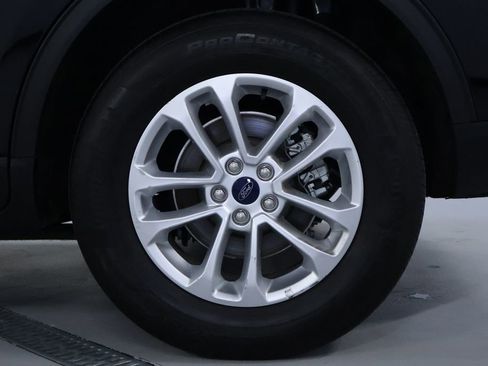 Used 2020 Ford Escape SE image 35