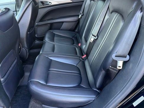 Used 2018 Lincoln MKZ Premiere FWD image 19