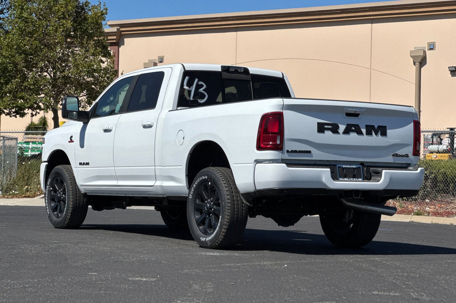 New 2026 RAM 2500 Laramie w/ Night Edition AWD/4WD image 5