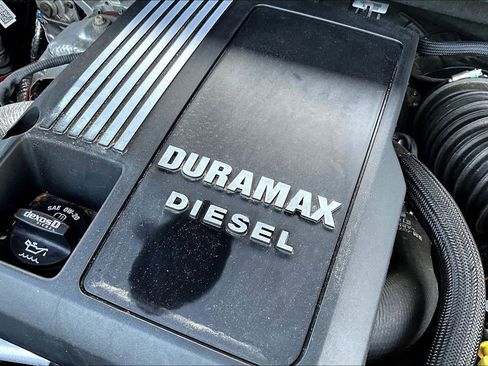 Used 2023 Chevrolet Silverado 1500 RST image 32