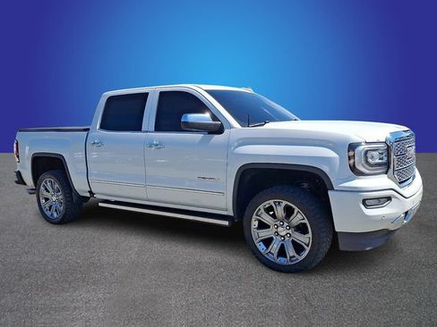 Used 2017 GMC Sierra 1500 Denali w/ Denali Ultimate Package AWD/4WD image 2