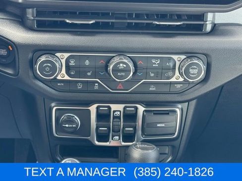 New 2026 Jeep Gladiator Sport image 12