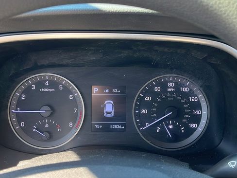 Used 2019 Hyundai Tucson SE w/ Cargo Package image 16