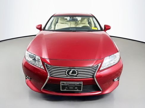 Used 2015 Lexus ES 350 w/ Luxury Package FWD image 2