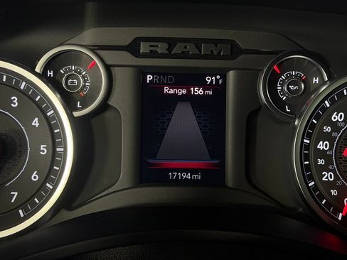 Certified 2025 RAM 2500 Big Horn AWD/4WD image 16