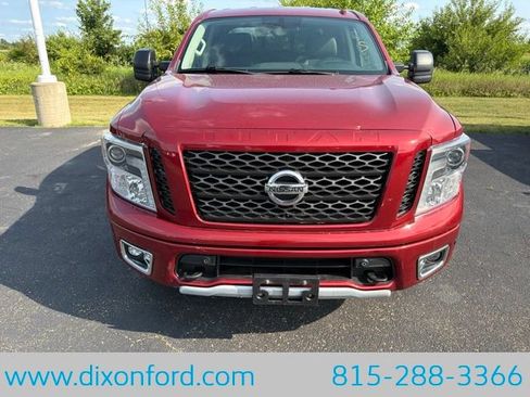 Used 2019 Nissan Titan PRO-4X AWD/4WD image 9
