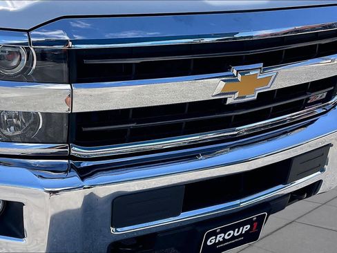 Used 2018 Chevrolet Silverado 2500 LT w/ Texas Edition AWD/4WD image 31