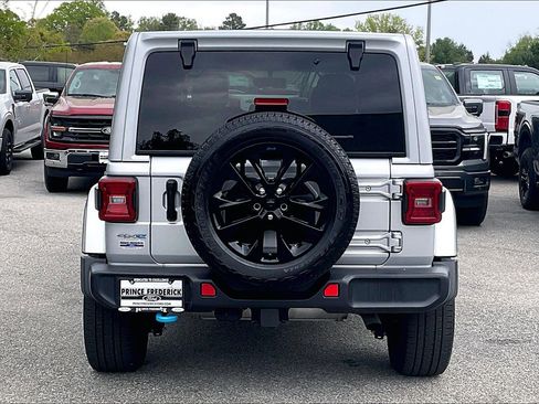 Used 2023 Jeep Wrangler Sahara w/ Cold Weather Group image 4