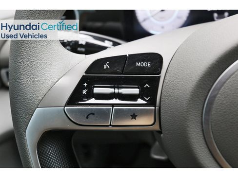 Certified 2024 Hyundai Elantra SEL FWD image 18