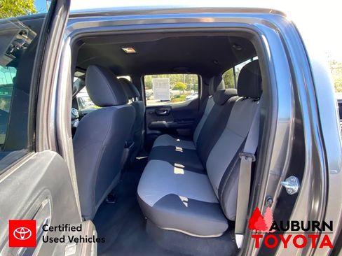 Used 2021 Toyota Tacoma TRD Off-Road w/ Technology Package AWD/4WD image 23