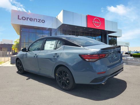 New 2025 Nissan Sentra SR w/ Midnight Edition image 6