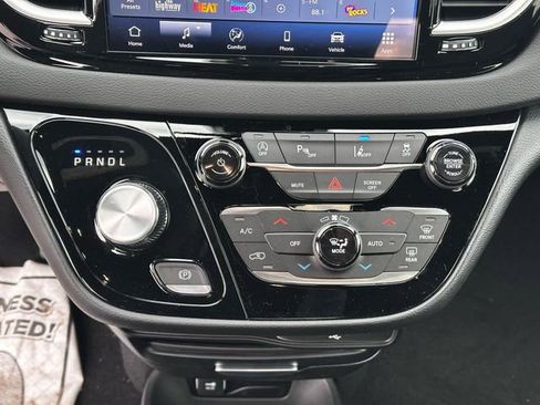 New 2026 Chrysler Voyager LX FWD image 18