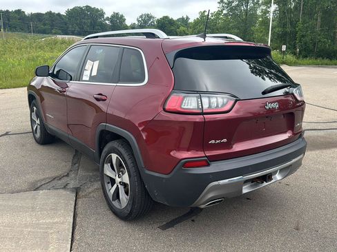 Used 2019 Jeep Cherokee Limited w/ Luxury Group AWD/4WD image 3