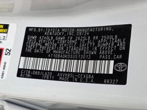 Used 2025 Toyota Camry XLE image 23