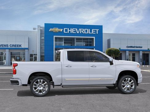 New 2026 Chevrolet Silverado 1500 High Country AWD/4WD image 3