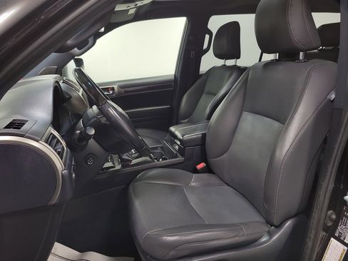 Used 2020 Lexus GX 460 Premium image 13