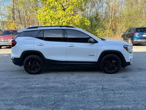 Certified 2023 GMC Terrain AT4 image 4