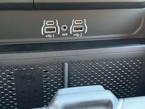 New 2026 RAM 1500 4x4 Crew Cab image 23