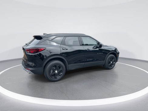 Certified 2026 Chevrolet Blazer LT w/ Convenience Package image 9
