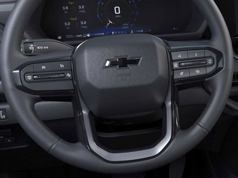 Used 2026 Chevrolet Colorado Trail Boss AWD/4WD image 19