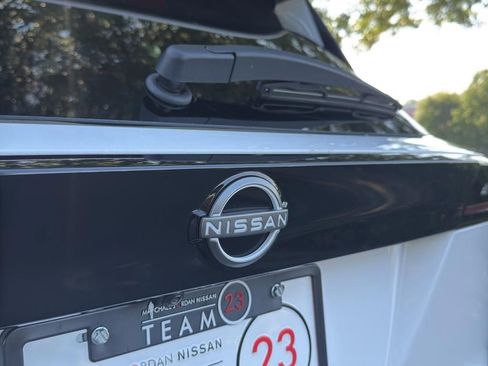 New 2025 Nissan Kicks SV image 12