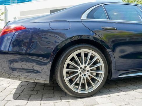 Used 2023 Mercedes-Benz S 500 4MATIC w/ AMG Line image 30