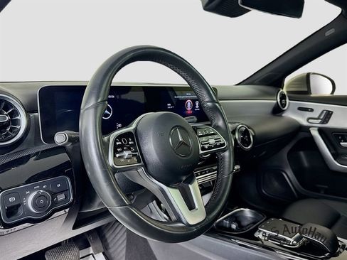 Used 2020 Mercedes-Benz A 220 4MATIC image 9