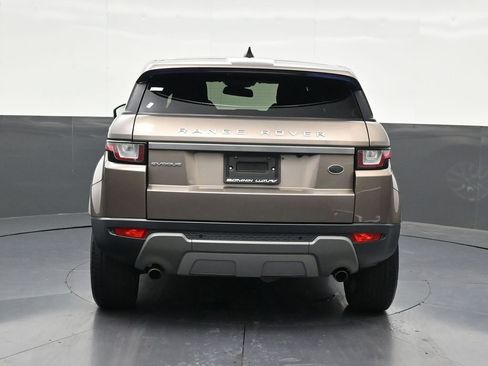 Used 2017 Land Rover Range Rover Evoque SE AWD/4WD image 4