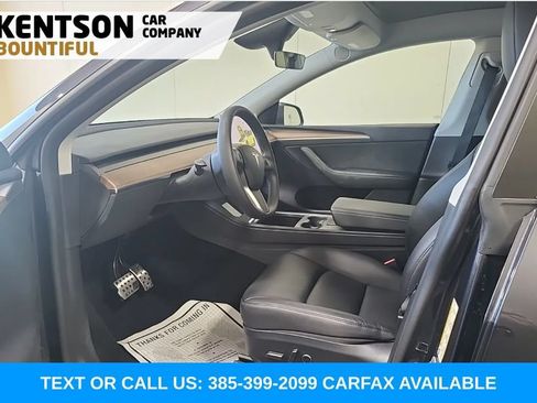 Used 2024 Tesla Model Y Long Range AWD/4WD image 4
