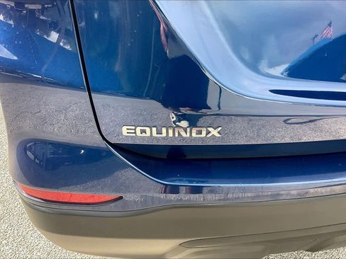 Used 2022 Chevrolet Equinox LS w/ LS Convenience Package FWD image 31