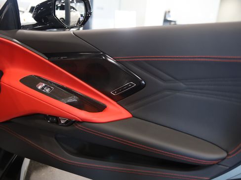 Used 2024 Chevrolet Corvette Z06 RWD image 38