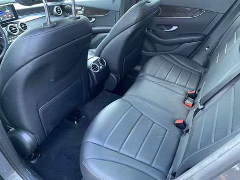 Used 2017 Mercedes-Benz GLC 300 image 5
