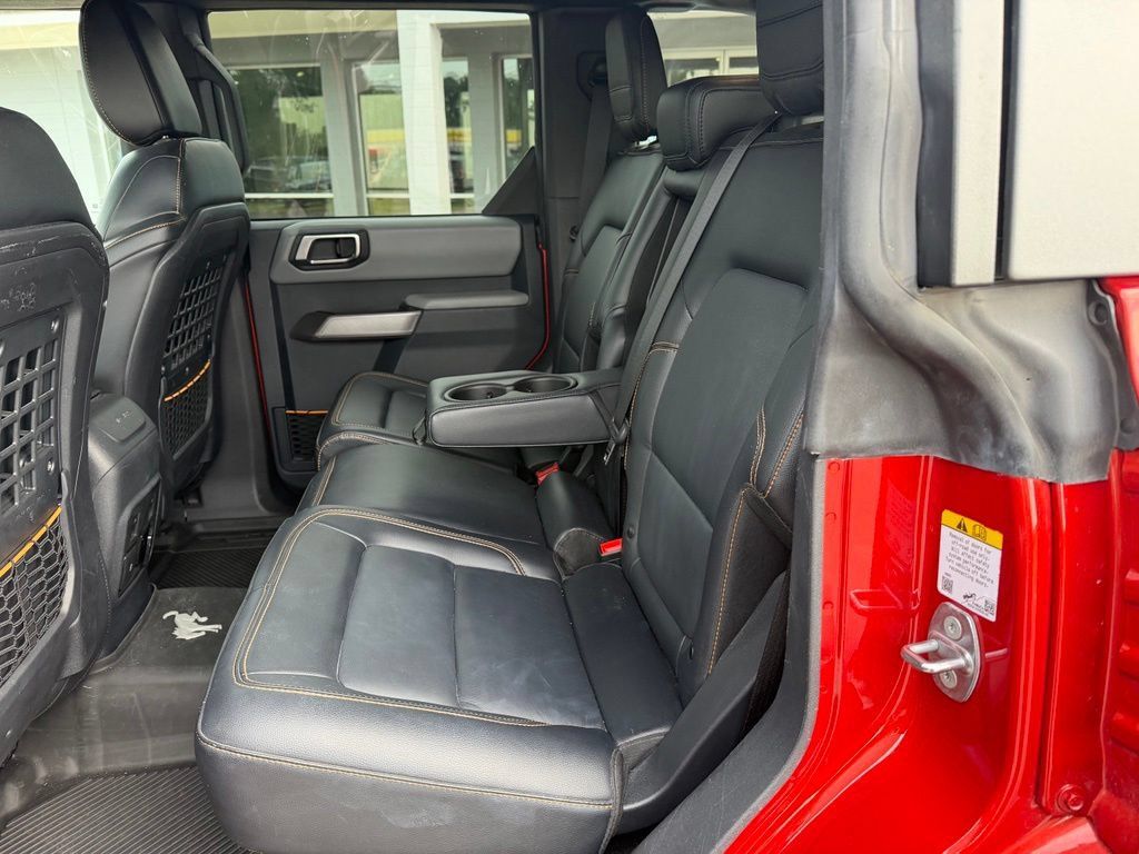Certified 2023 Ford Bronco Badlands w/ Sasquatch Package AWD/4WD image 13