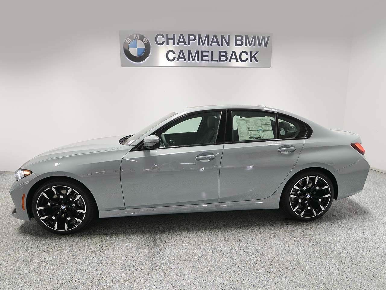 Used 2026 BMW 330i Sedan w/ M Sport Package RWD image 3