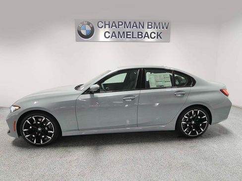 Used 2026 BMW 330i Sedan w/ M Sport Package RWD image 3