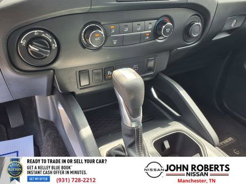 Used 2022 Nissan Frontier SV w/ Technology Package AWD/4WD image 30