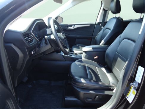Used 2022 Ford Escape SEL AWD/4WD image 23