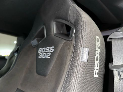 Used 2013 Ford Mustang Boss 302 w/ Boss 302 Accessory Pkg image 8