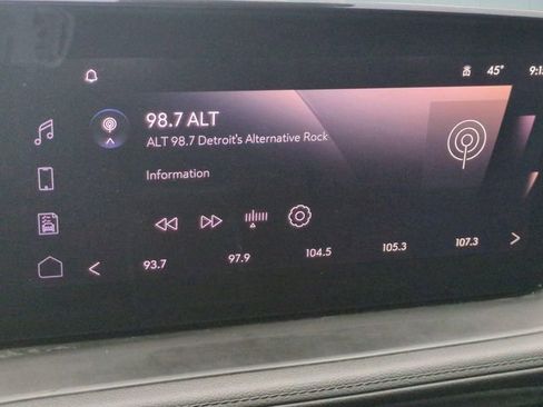 Used 2025 Buick Encore GX Preferred image 13