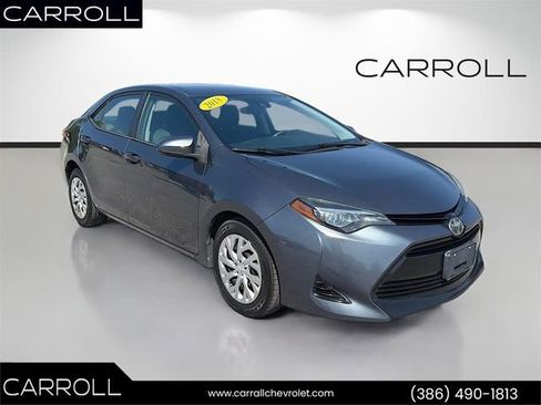 Used 2018 Toyota Corolla LE image 1