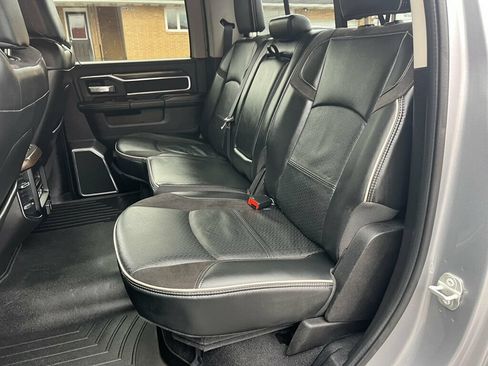 Used 2023 RAM 2500 Laramie AWD/4WD image 33