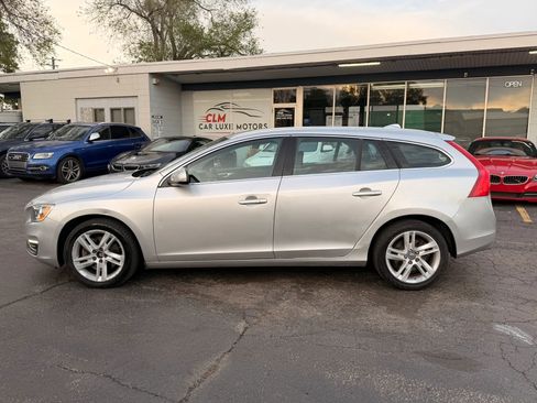 Used 2015 Volvo V60 T5 Platinum AWD/4WD image 7