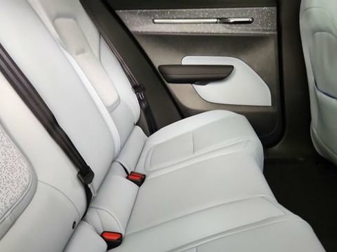 New 2026 Volvo EX30 Ultra w/ Protection Package AWD/4WD image 29