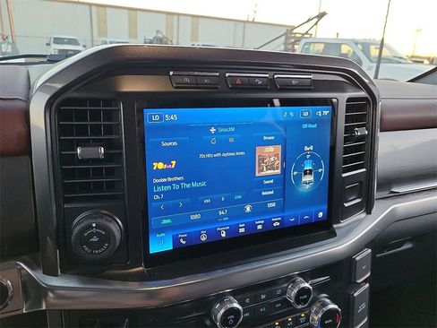 Used 2023 Ford F150 Lariat image 21