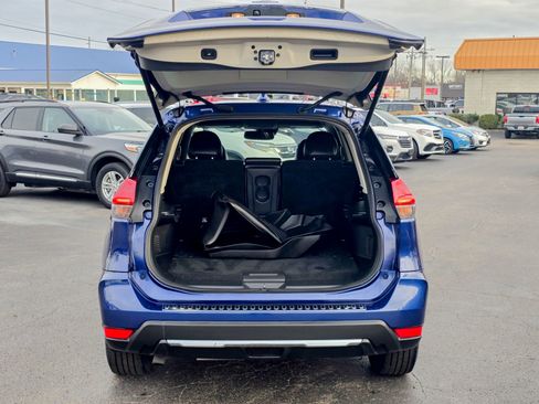 Used 2018 Nissan Rogue SL w/ Premium Package image 48