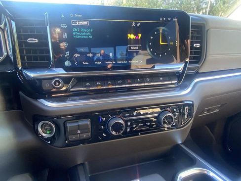 Certified 2024 Chevrolet Silverado 1500 LTZ image 11