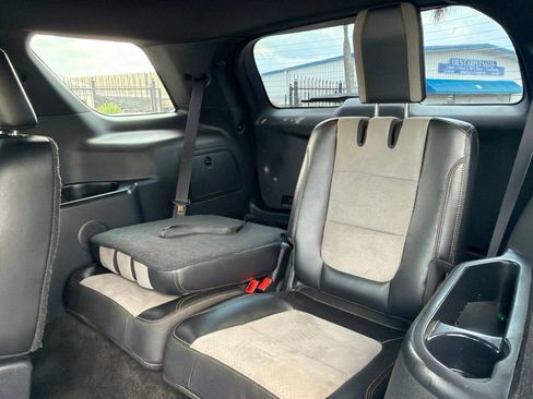 Used 2017 Ford Explorer XLT w/ Equipment Group 202A FWD image 13